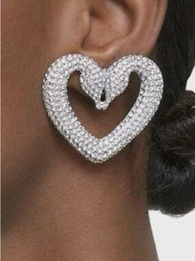 Swarovski "una" Rhodium plates Crystal Heart Hoop Earrings swans.. clip on